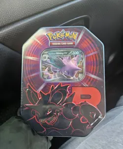 Pokemon TCG: Team Rocket Tin (Set of 2) - Mewtwo & Nidoking - Image 3