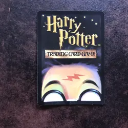 HARRY POTTER TRADING CARD HOLO HARRY THE SEEKER WIZARD 11/80 CREASE/CORNER WEAR - Image 2
