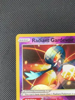 069/196 RADIANT GARDEVOIR HOLO RARE LOST ORIGIN POKEMON CARD - Image 2