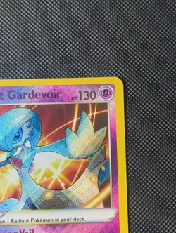 069/196 RADIANT GARDEVOIR HOLO RARE LOST ORIGIN POKEMON CARD - Image 3