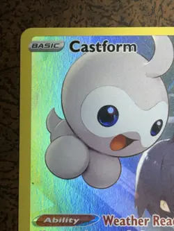 Castform TG11/TG30 Lost Origin Trainer Gallery Ultra Rare Holo Pokemon Card. - Image 2
