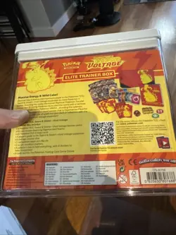 Pokemon TCG Sword Shield Vivid Voltage Elite Trainer Box ETB New Sealed In Case - Image 3