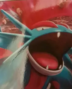 POKEMON TCG SALAMENCE V #143/189 DARKNESS ABLAZE - Image 3