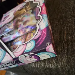 Pokemon TCG Galarian Rapidash V Collection Box 4 Booster Packs NEW - Image 3