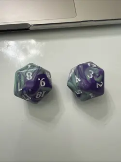 MTG - Duskmourn - Oversized D20 - spindown die life counter dice purple green - Image 3
