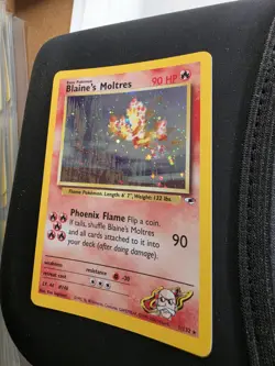 Blaine's Moltres (1/132) holographic Pokemon card from the Gym Heroes expansion - Image 3