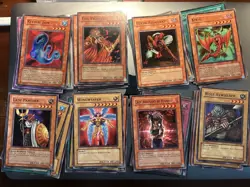 Yu-Gi-Oh Vintage 37 card Lot with a few Holos moderately played - Image 4