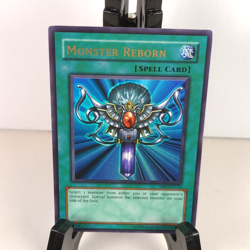 Yugioh Monster Reborn DB1-EN133 - ULTRA RARE - Never Played - LP quality - Image 2