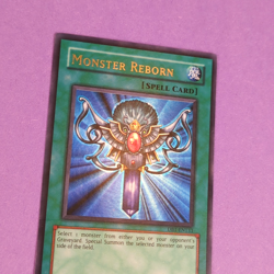 Yugioh Monster Reborn DB1-EN133 - ULTRA RARE - Never Played - LP quality - Image 4