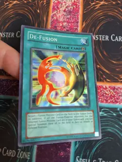 Yugioh De-Fusion LON-097 Super Rare Unlimited Moderately Played - Image 2