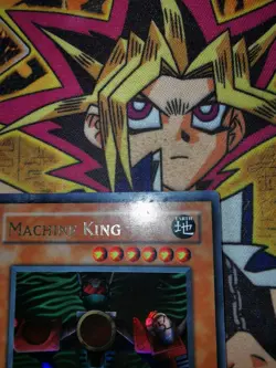 Machine King em1-en001 (MP) Ultra Rare Yu-Gi-Oh! - Image 2