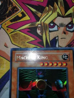 Machine King em1-en001 (MP) Ultra Rare Yu-Gi-Oh! - Image 3