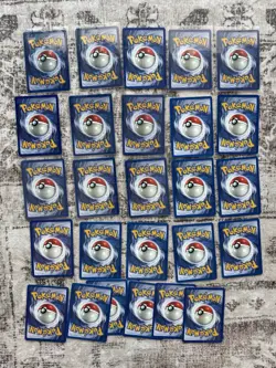 [NM-MP] Collection Lot of 26 Pokemon Cards Vintage 1999 WOTC Base Binder - Image 2