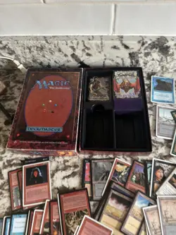 1995 Magic The Gathering Deckmaster Box 200 Magic Cards Lot - Image 2