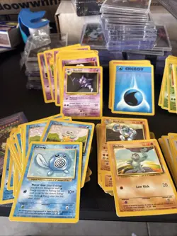 Pokemon Lot Of 155 Cards Charmander Pikachu Voltorb Energy And More - Image 1