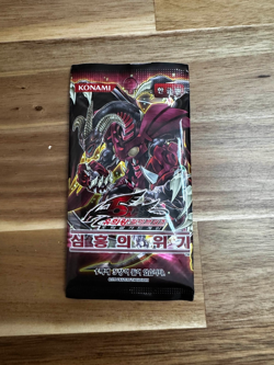 Yugioh Cards Crimson Crisis Booster Box CRMS-KR Korean Version 40 packs cards - Image 2