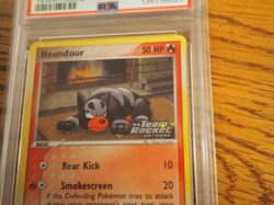 Pokemon 2004 Team Rocket Returns Houndour holo card, PSA 6 - Image 4