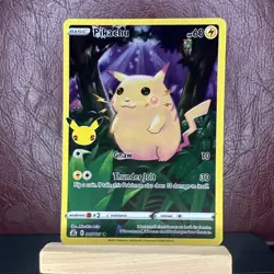 Pokemon Pikachu 005/025 - Celebrations - Holo Full Art - Image 1