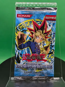 1 New Sealed 1st YUGIOH Legend of Blue Eyes White Dragon Booster 2002 Portuguese - Image 1