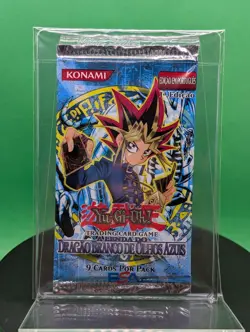 1 New Sealed 1st YUGIOH Legend of Blue Eyes White Dragon Booster 2002 Portuguese - Image 5