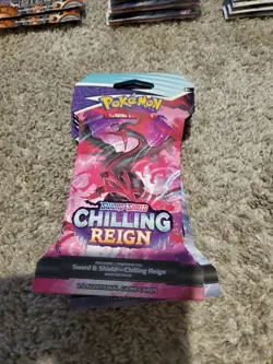 Pokemon TCG: Sword & Shield - Chilling Reign Sleeved Booster Pack (10 Cards) 820650828478 - Image 1
