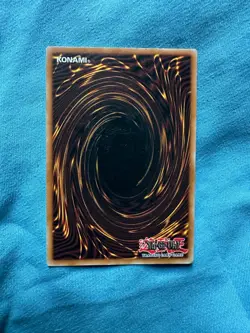 YUGIOH BLUE EYES WHITE DRAGON SECRET RARE HOLO CARD #BPT-009 VLP NM OR BETTER - Image 4