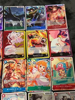 ! One Piece lot of 30 Cards. OP Rares-SR, McDonald Promo, Leader, Mixed-Lang. - Image 3