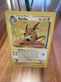 Raichu 29/62 Fossil Non-Holo Rare Pokemon TCG 1999 LP+ - Image 1