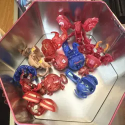 Bakugan TCG Battle Brawlers Dragonoid Figures, Cards, case, folder, and case! - Image 2