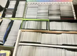 🔥 Pokemon TCG Bulk Lot – 1000 Common/uncommon /rare Cards + BONUS HIT! 🔥 - Image 1