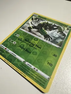 Pokemon Zarude Vivid Voltage Reverse Holo Rare Card 016/072 Basic Promo - Image 2