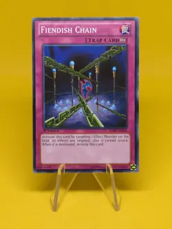 Yugioh - Fiendish Chain (SDBE-EN034) - Common 1st Edition - Image 1