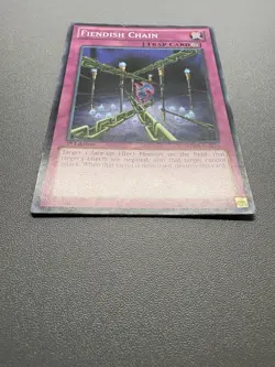 Yu-Gi-Oh! Fiendish Chain Common 1st Edition SDWA-EN036 HP - Image 2