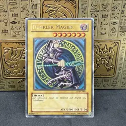Yugioh Dark Magician SDY-G006 Ultra Rare MP - Image 1