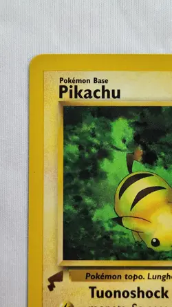 2000 Pokemon Pikachu World Collection Baby Pikachu (Italian) Gold Tail Stamp NM - Image 3