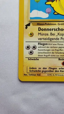 2000 Pokemon Pikachu World Collection Flying Pikachu (German) Gold Tail Stamp NM - Image 5