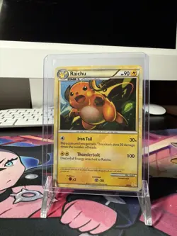 2010 POKEMON HEARTGOLD & SOULSILVER RAICHU DECK 30 RAICHU-HOLO - Image 1