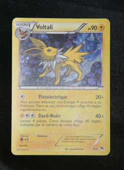 Pokemon "Voltali / Jolteon" 2/12 *Holo* McDonald's 2013 - French - Excellent(-)* - Image 3