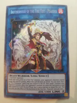 Yu-Gi-Oh! - Brotherhood of the Fire Fist - Peacock (1st, Secret, FIGA-EN017) - Image 1