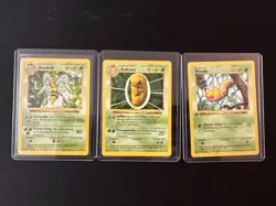 1999 Pokemon Base Set Beedrill 17 Kakuna 33 Weedle 69/102 Lot WOTC - Image 1