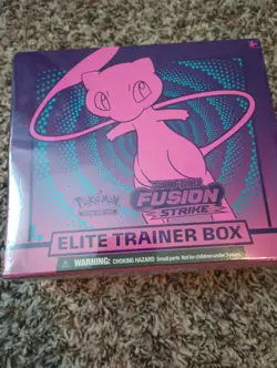 Nintendo Pokemon TCG: Sword & Shield Fusion Strike Elite Trainer Box SEALED - Image 1