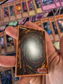 Yugioh Dark Crisis DCR Complete 1st Edition 84-Card Non-Holo Set NM/M! - Image 3