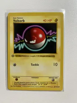 Pokemon Voltorb 67/102 Base Set Shadowless 1st Edition - Image 1