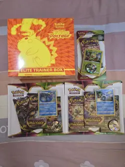 Pokemon Vivid Voltage Elite Trainer Box ETB, 2 3Pack Blister, 1 blister Pack - Image 1