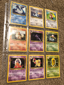 vintage Pokemon Base set 102 85 cards including 4 foil NM - Image 5