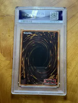 Blue-Eyes White Dragon Yugioh 2023 LC01-EN004 Quarter Century Secret Rare PSA 9 - Image 2