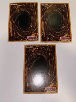 3x Mystic Piper 1st Edition Prismatic Collector's Rare RA04-EN005 Yugioh Playset - Image 3