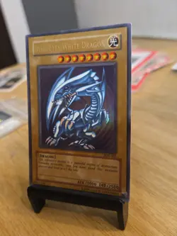 Yugioh Blue Eyes White Dragon SDK-001 Super Rare Unlimited - Image 3