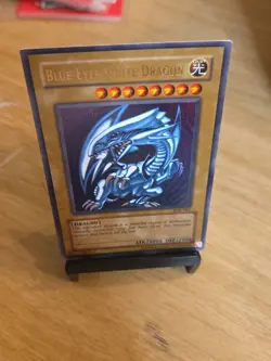 Yugioh Blue Eyes White Dragon SDK-001 Super Rare Unlimited - Image 4