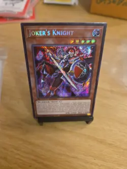 Yugioh SBC2-ENA05 Joker's Knight Prismatic Secret Rare 1st Edition NM/LP - Image 2
